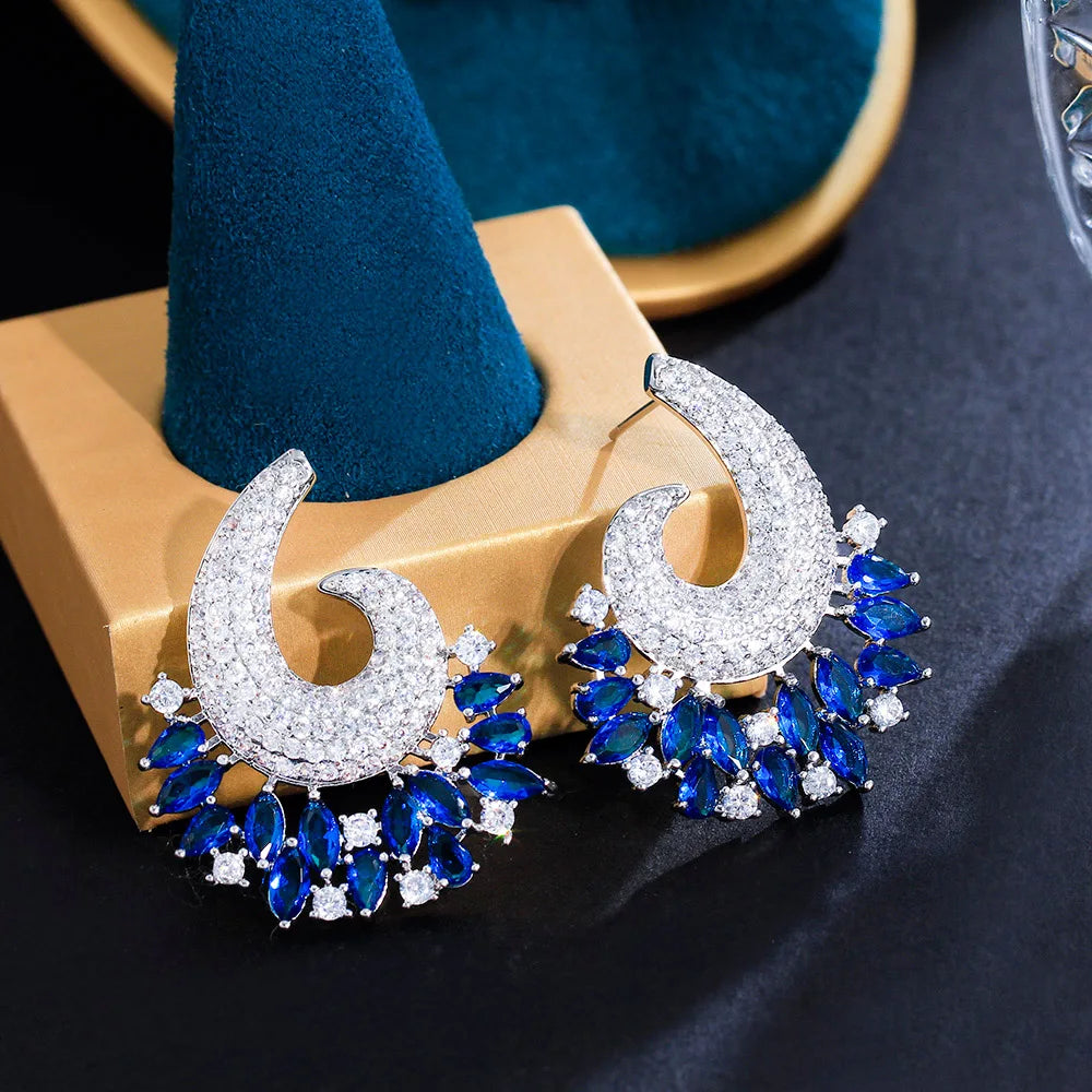 2023 Trend Fashion Symmetrical Statement Women's Cubic Zirconia Drop Earrings for Bridal Lady Holiday Party Jewelry Accessories