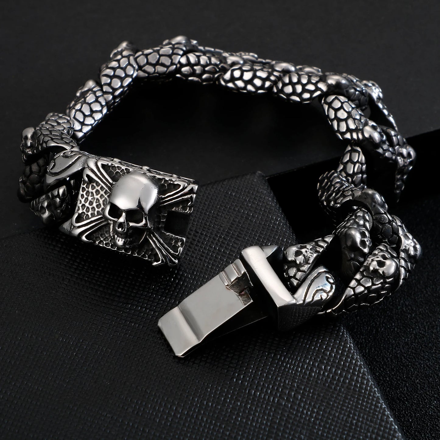 KALEN Europea Punk Mens Relievo Skull Jewelry Skeleton Head Cross Stainless Steel Curb Cuban Link Chain Bracelet for Men