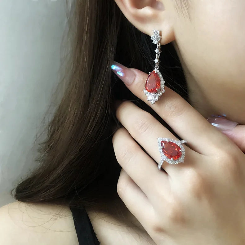 MuShan Jewelry Factory 925 Sterling Silver Rings for Women 7ct 8 * 12 Pear Shaped Red Synthetic High Carbon Diamond Jewelry