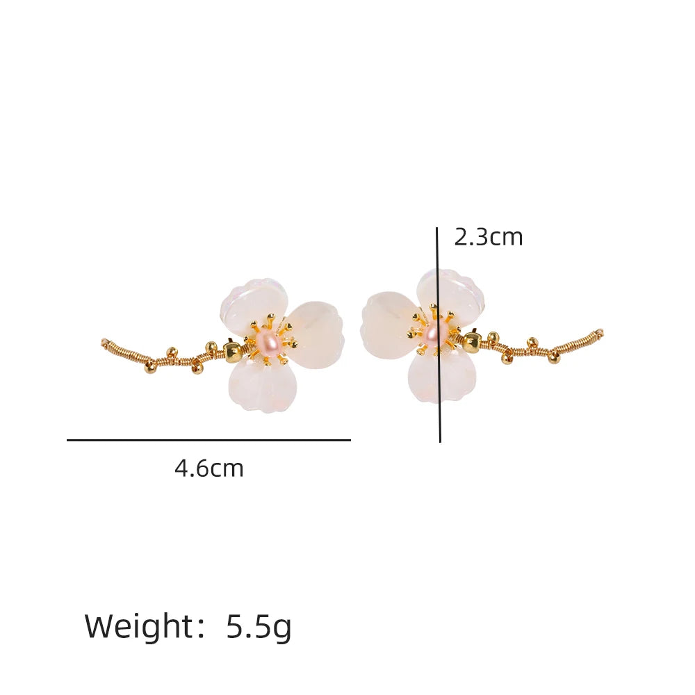 Natural Freshwater Pearl Fritillaria Flower Earrings Korean Style Women Luxury Jewelry Fashion Ladies and Girls Gift GE1519