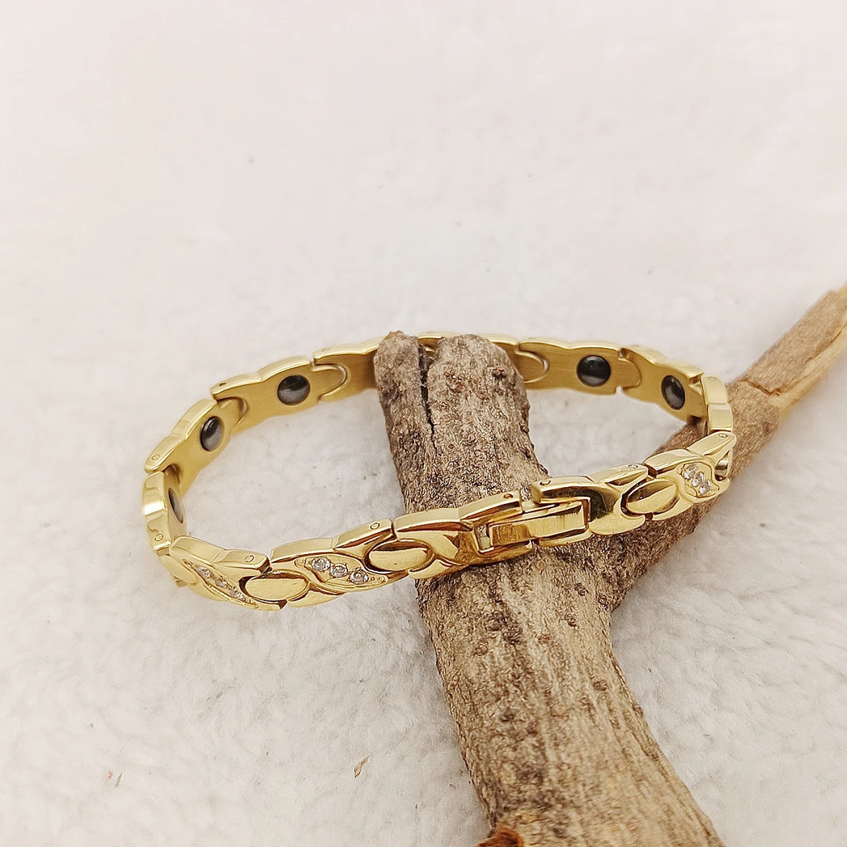 Elegant 24K Gold Plated Stainless Steel Magnetic Bracelet for Women Sparkling Cubic Zircon Stylish Wrist Jewelry Daily Wear Gift