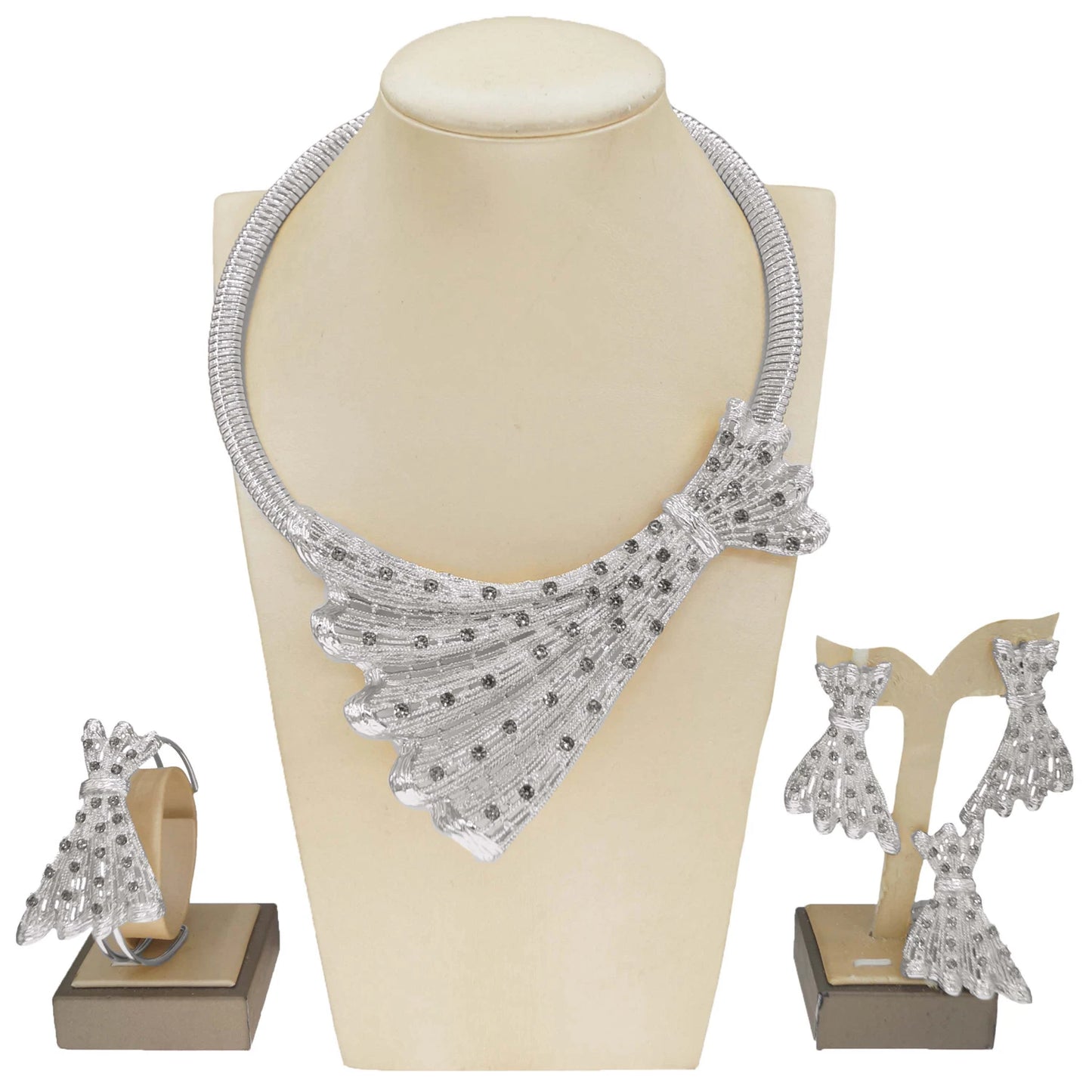Zhuerrui Hot Selling Diamond Set High Quality Jewelry Set Brass Gold Plated Bow Earrings Dubai Wedding Jewelry Four SetsH00771