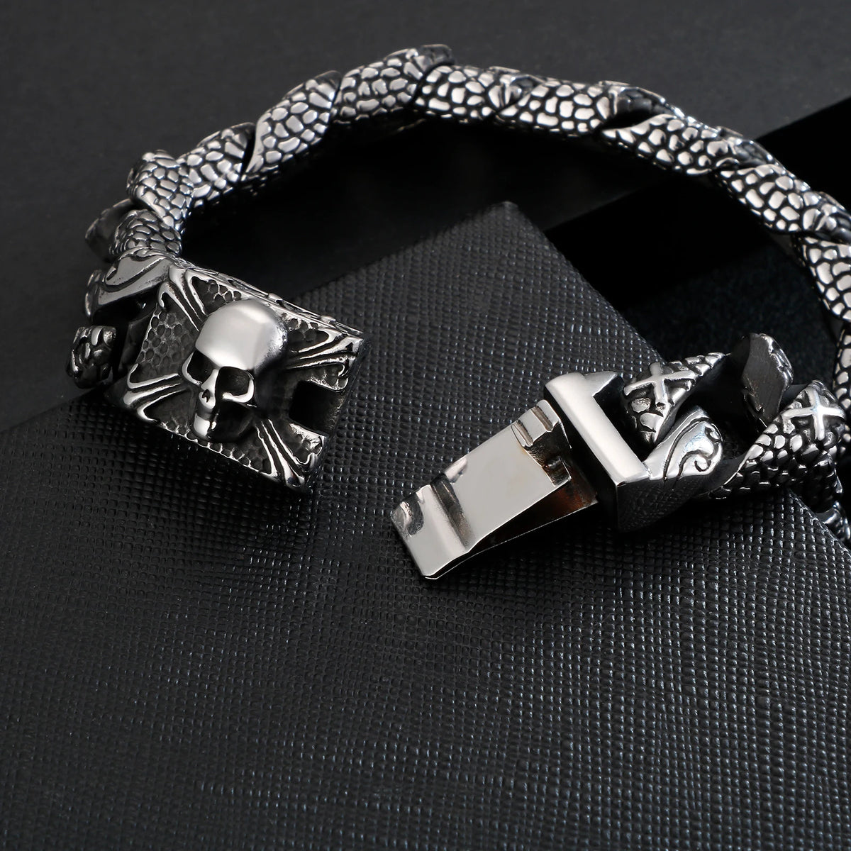 VIKING Mens Punk Pirate Skull Snake Skin Curb Chain Bracelet – Silver Stainless Steel