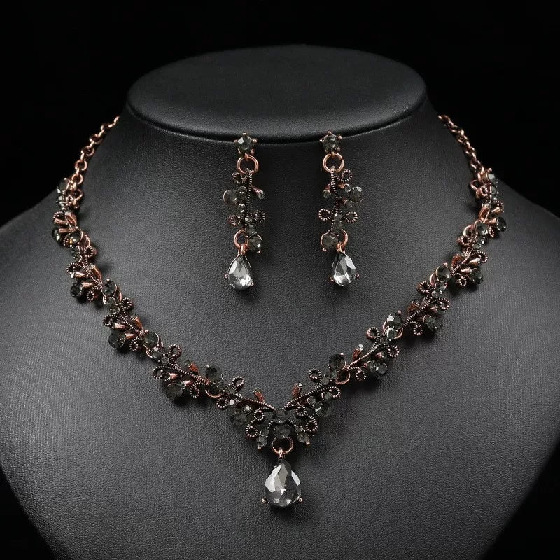 XM S390 Gold Plated Marquise Topaz Leaf & Gem Drop Collarbone Necklace & Earrings Set