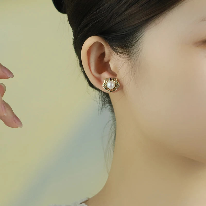Natural Freshwater Pearl Polygon Hollow Zircon Set Earrings Studs Luxury Fashion Jewellery Earrings Gift for Women Wife GE1745