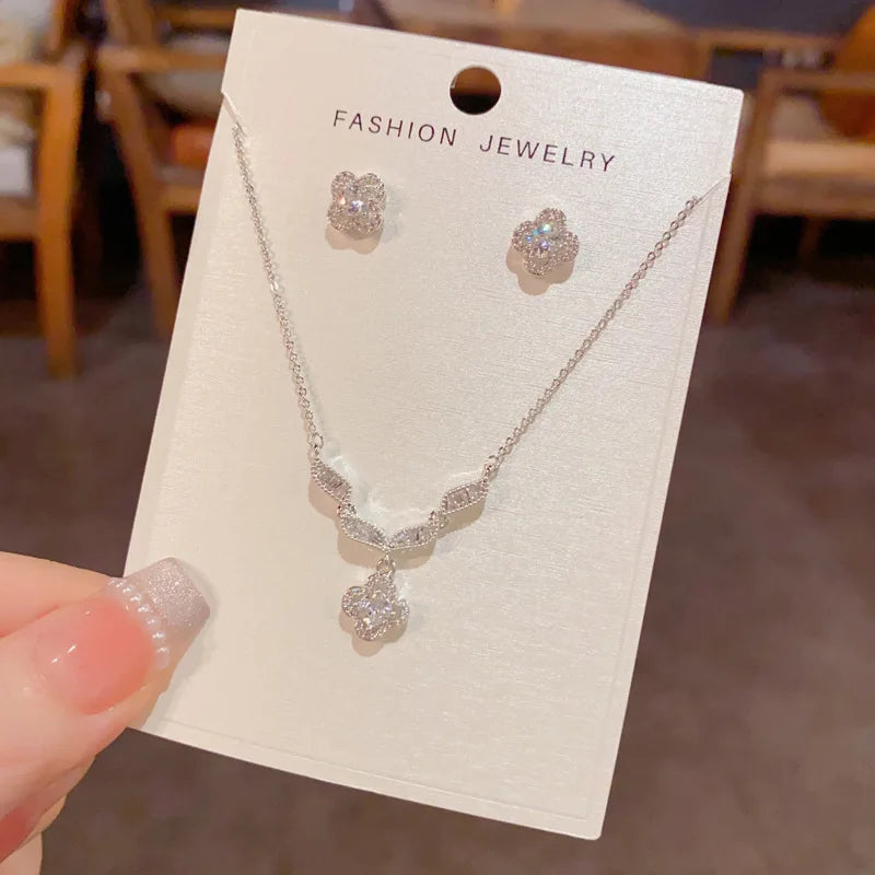 Top Quality Fashion Exquisite Flower Necklace and Earrings Set with Zircon Luxury Real Gold Plated Jewelry Set for Women