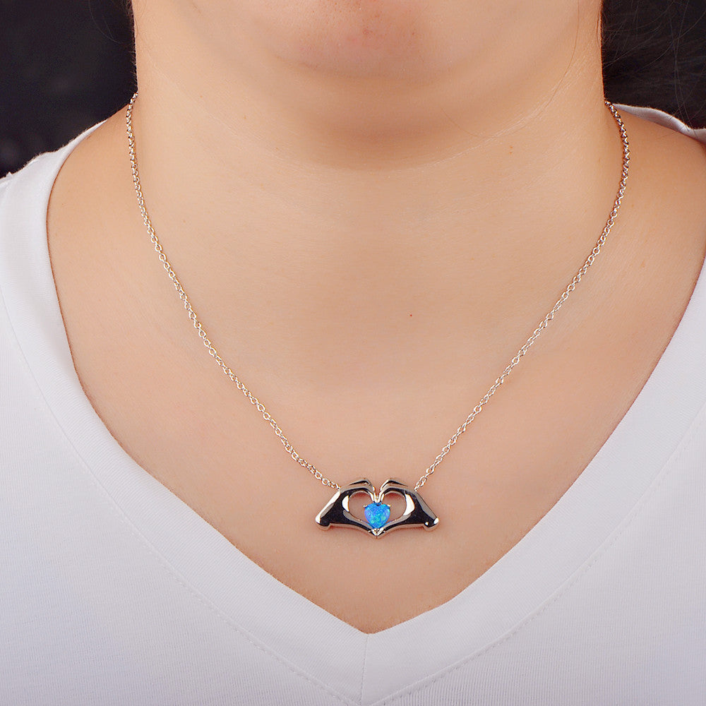 Elegant Hand Heart Necklace Aobao Inlaid Accent Pendant Fashion Jewelry