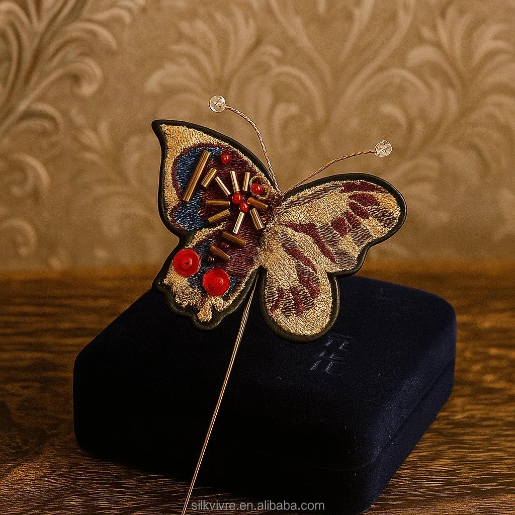 Hand Embroidered Silk Butterfly Brooch Yunjin Fudie Square Shape Brocade Art Pin Luxury Home Decoration for Women