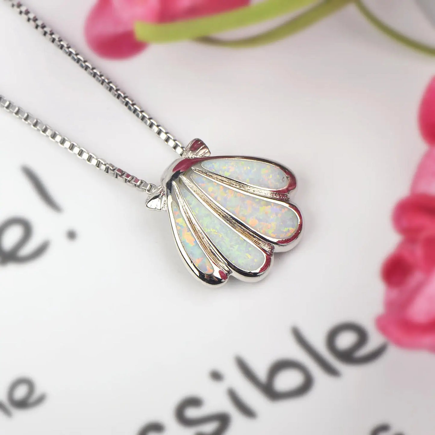 New Christian European American Fashion Accessories White Opal Copper Necklace Scallop Pendant Sweater Chain Silver Plated