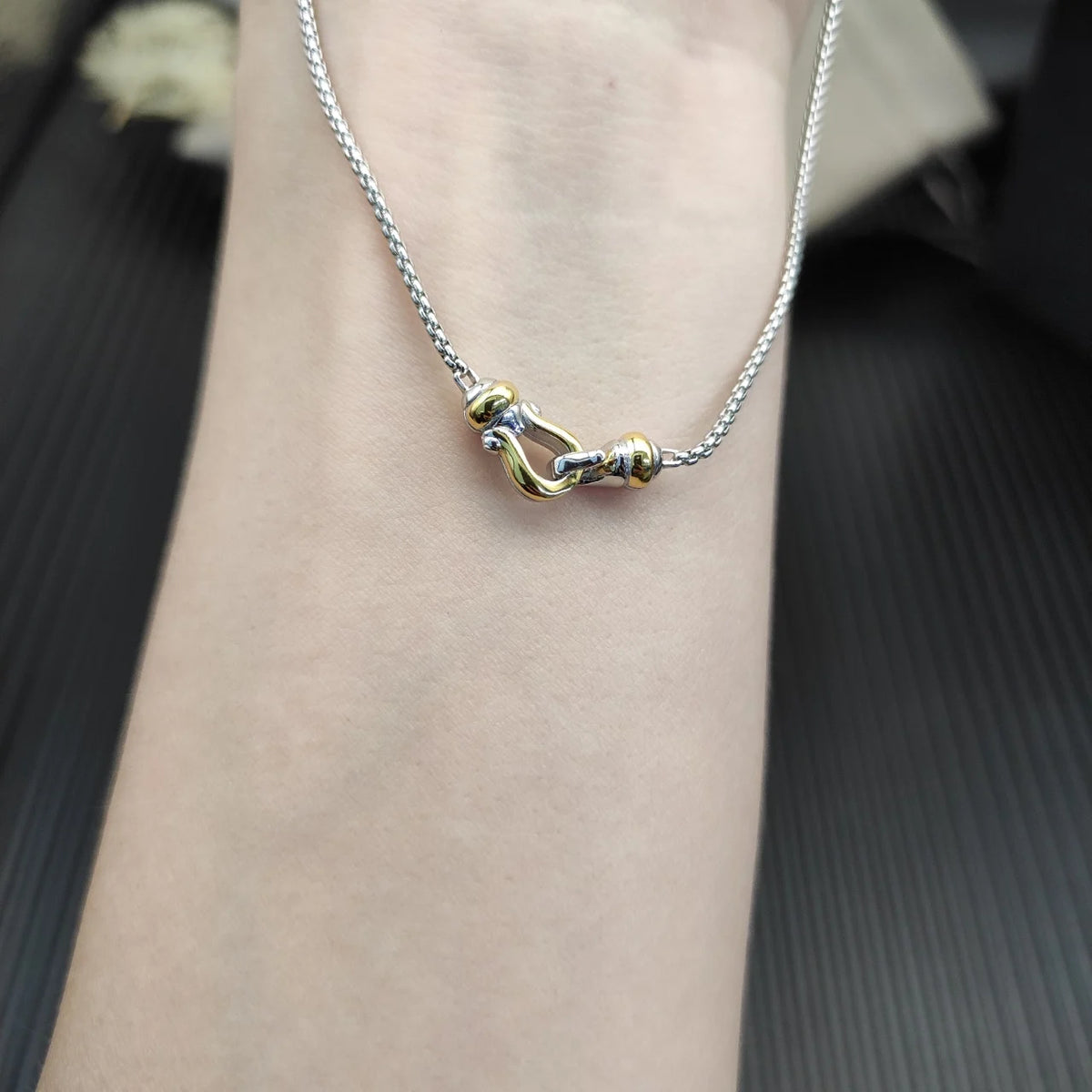 FASHIONISTA DY High-Quality Silver-Plated 16.2mm Petite Clasp Diamond Necklace. Gold-Plated Diamond Necklace. Jewelry .