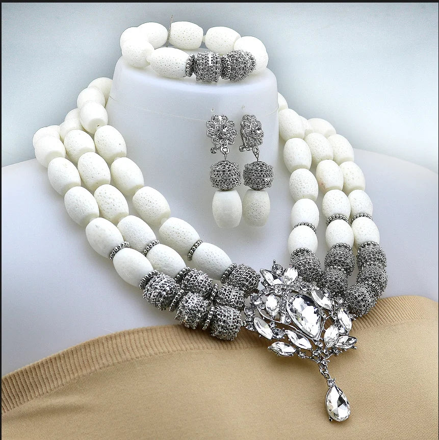 Zhuerrui Elegant White Coral Beads Design Set Gold Accessories Necklace Sets Exquisite Craftsmanship Suitable for Party CL3165