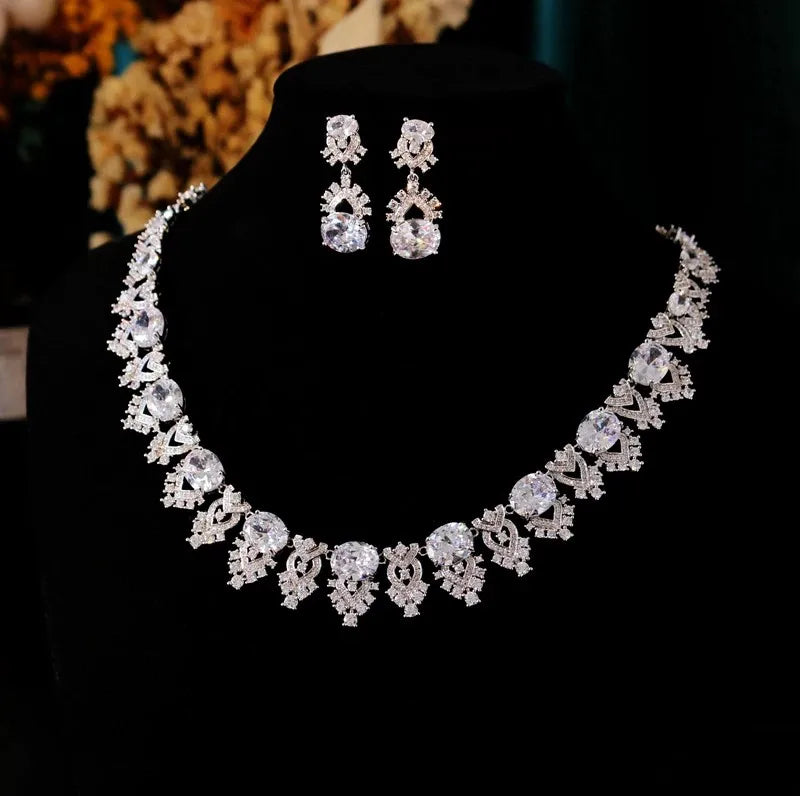 XM S309 Emerald Green & White Zircon Floral Statement Necklace & Drop Earrings Set