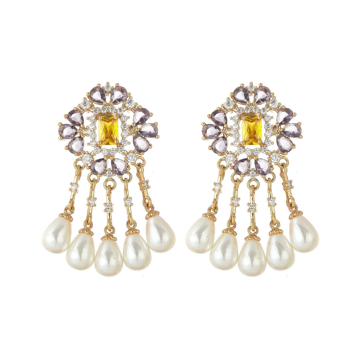 Luxury Bling Flower Shaped Pearl Drop Earrings for Women Trendy Designer Earrings with Zircon and Brass Material