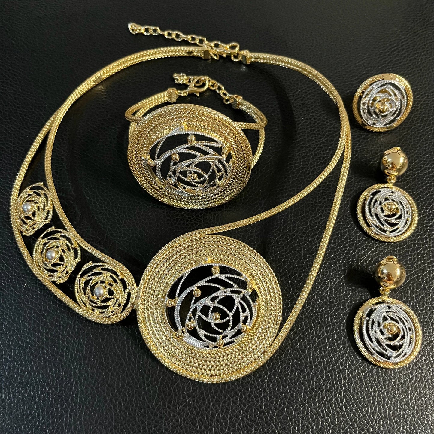 Zhuerrui Italiano Gold Designs Women Jewellery Set Party Fine Costume Jewelry Set Luxury Big Necklace Jewellery Sets X0003230