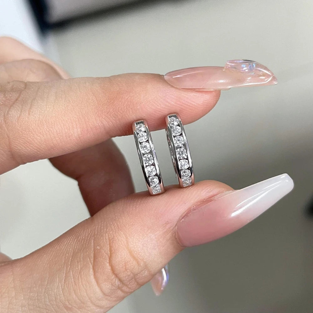 MUSHAN Jewelry Factory Popular 2mm S925 Sterling Silver Round Earrings in Europe and America Are Versatile