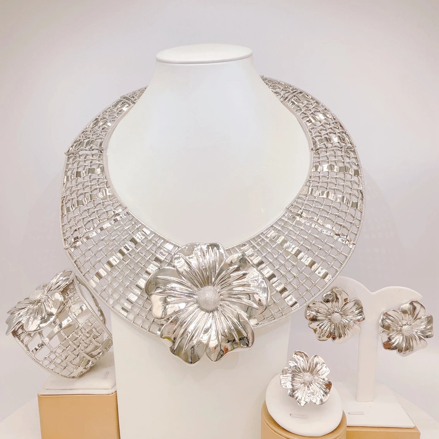 Zhuerrui New Design Italian Jewelry Set Big Flower Gold Color Sets Nigerian Ladies Clothing Party Fashion Accessories H20185