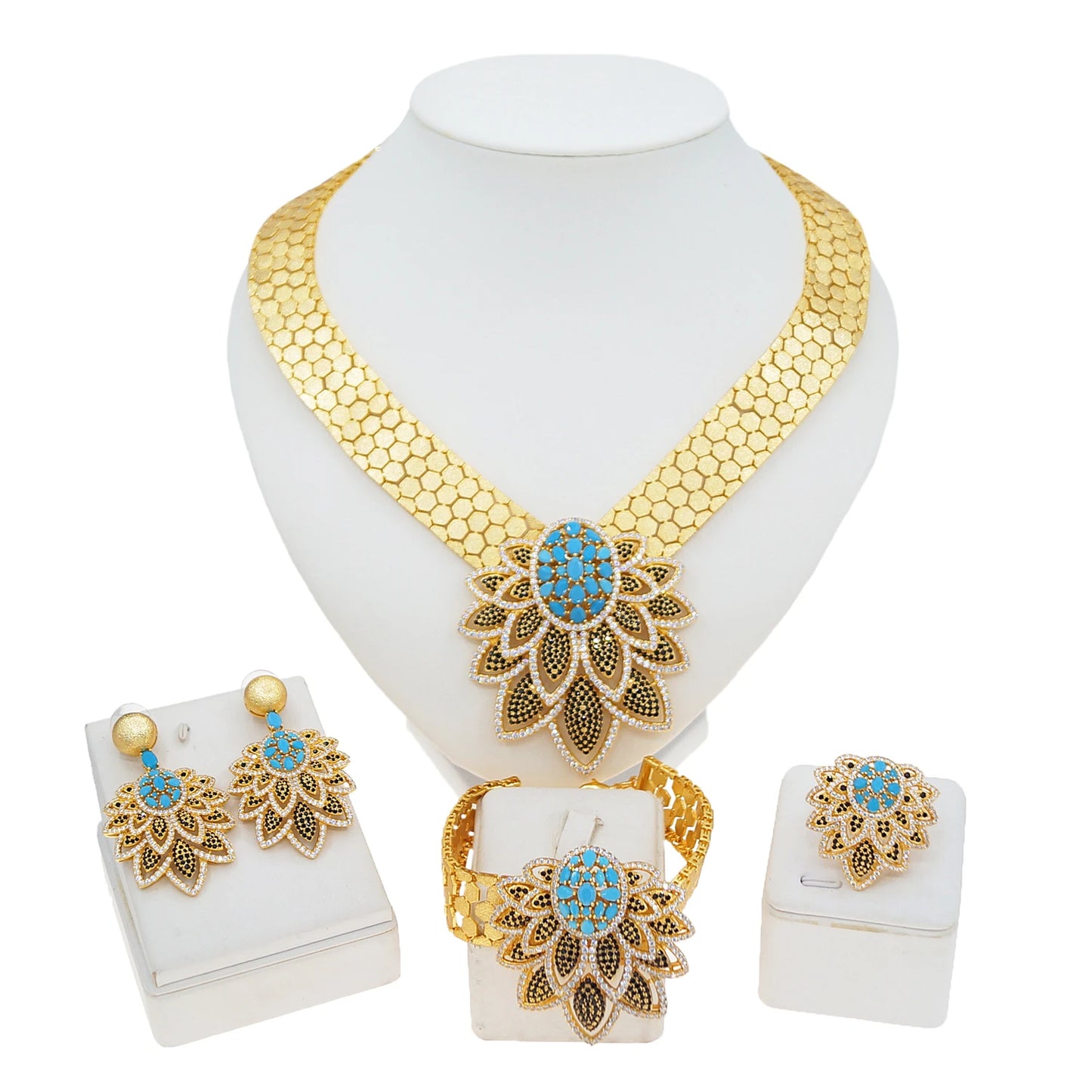 Zhuerrui Dubai High-end Series Jewelry Set Heavy Industry Gold-plated Honeycomb Chain Lotus Pendant Fashion AtmosphereHZ24009236
