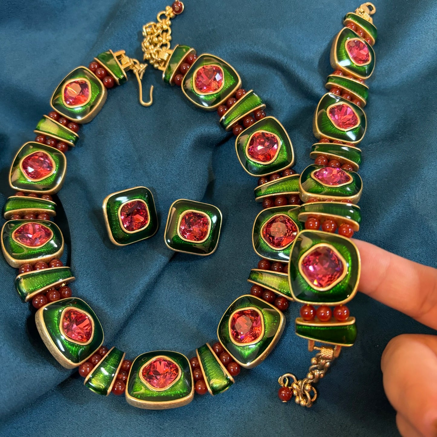 Vintage Arabic-Style Cushion-Cut Crystal & Rhinestone 4-Piece Jewellery Set — Gold Plated