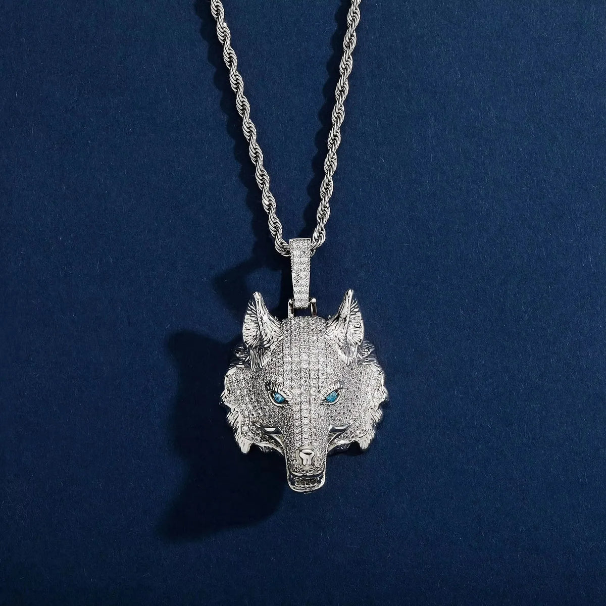 Wolf Head Phone Jewelry on the Back New European and American Hip Hop Zircon Pendant 14K Gold Jewelry