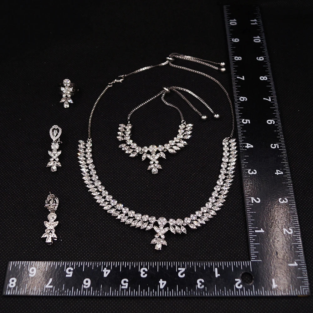 Zhuerrui Nigerian 18k Gold Plated Jewelry Set Brazil Gold Designer Wedding Jewellery Set Fashion Necklaces Jewelry SetsHB2501314