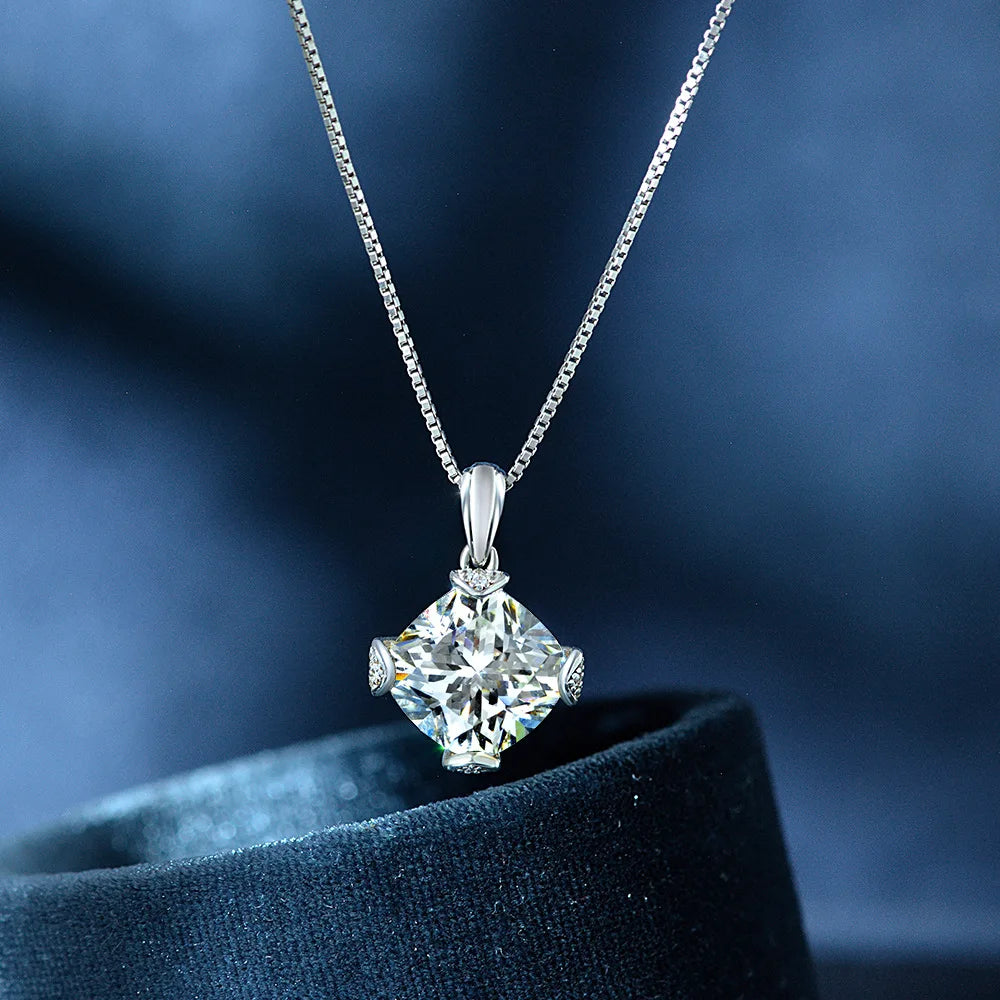 MUSHAN Jewelry Factory New 7 Carat White G Square 11*11 Necklace 925 Silver Fashionable and Sexy Neck Accessory 40+5cm