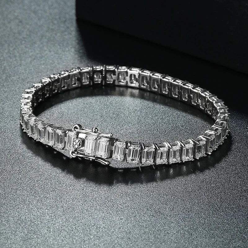 ArtistA 8 Premium 925 Silver 14-23cm Secure Clasp Timeless Luxury Jewelry Non Tarnish Emerald Cut 1ct VVS GRA Moissanite Tennis Bracelet