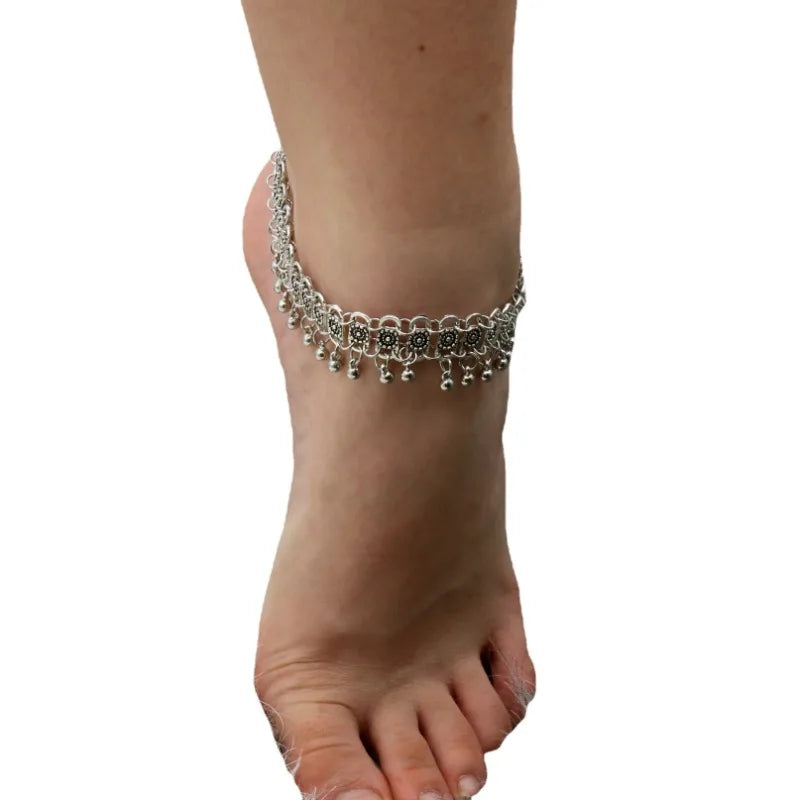 New Fashion Ethnic Style Anklet Pendants Luxury Hollowed Out Carved Beaded Anklets Women'S Retro Exaggerated Alloy Jewelry