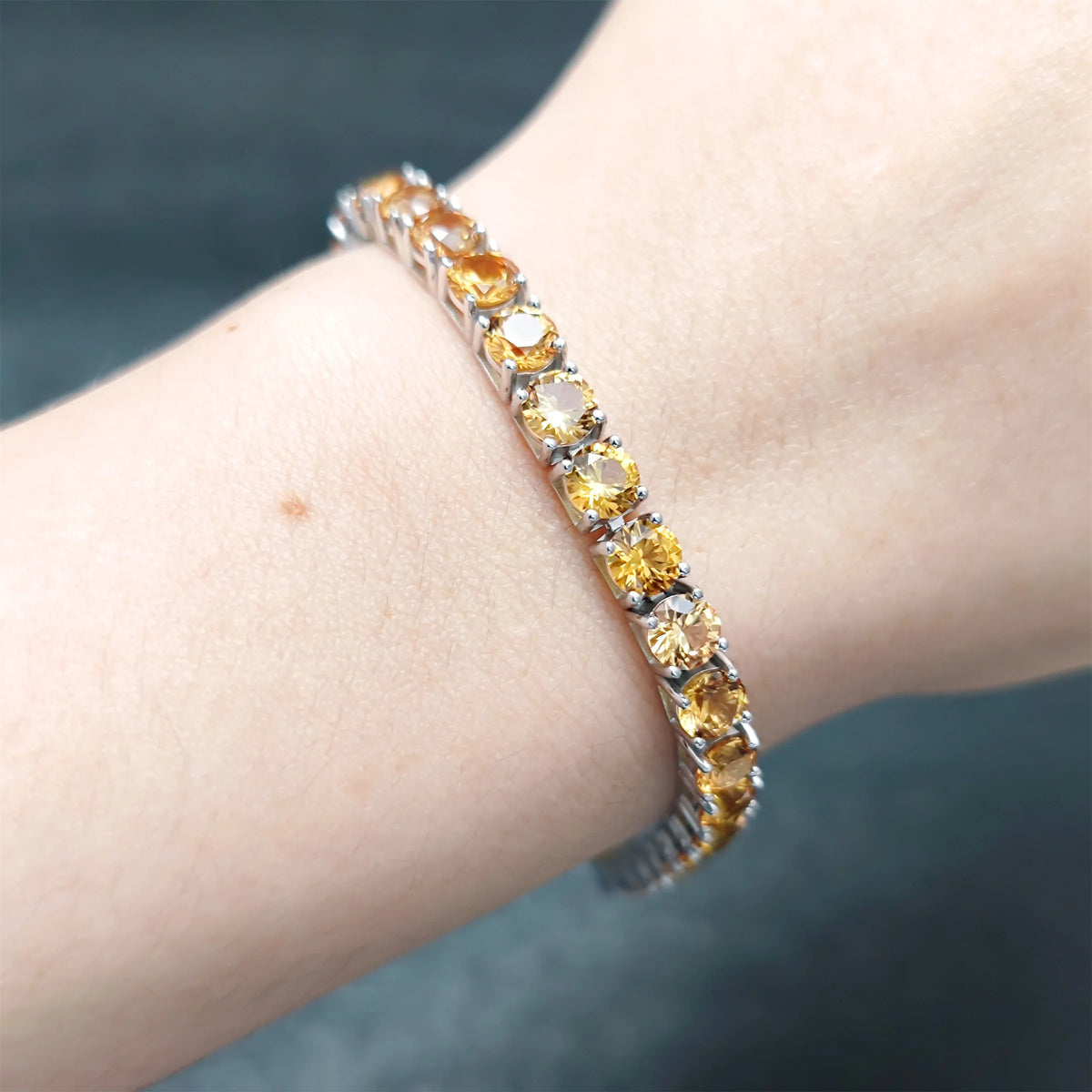 ArtistA Abiding OEM ODM Sparkling 3MM 6.5IN 7.4G Medium Yellow Lab Grown Sapphire Gemstone S925 Silver Tennis Bracelet Price