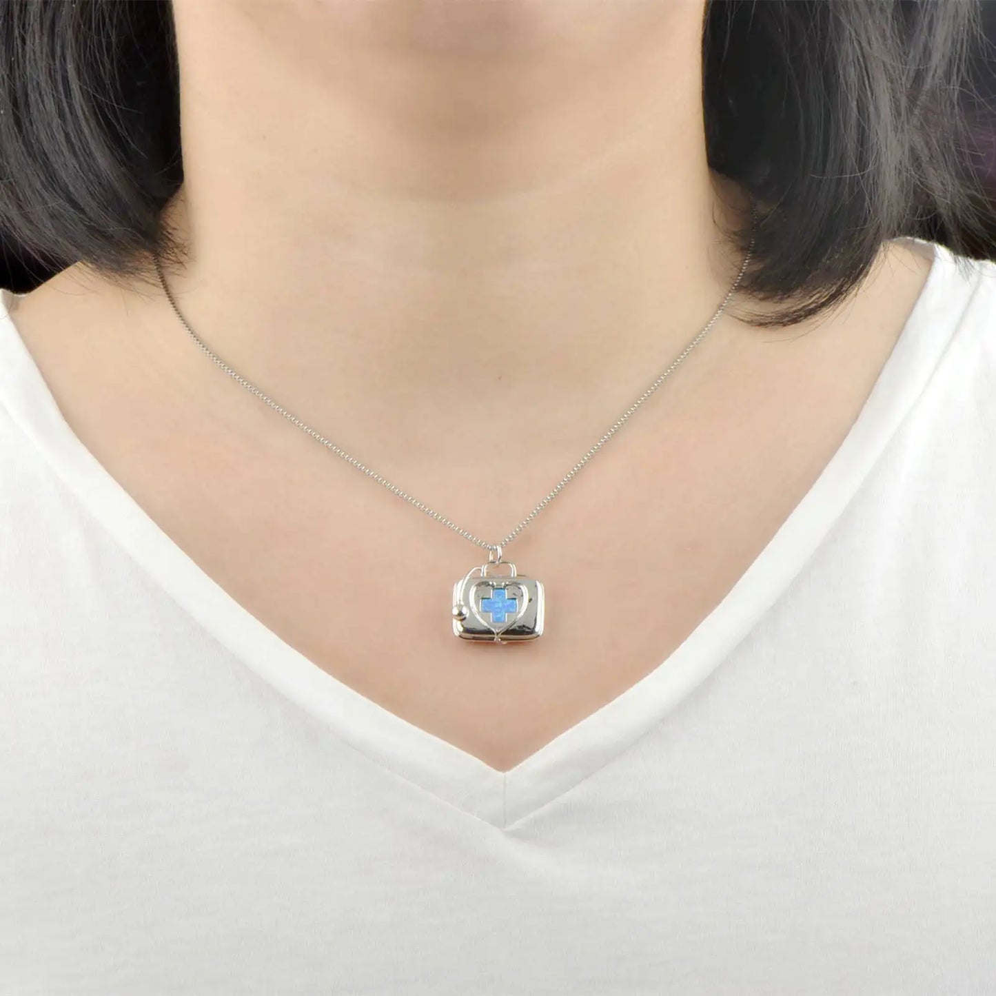 Cross Case Pendant Necklace Aobao Inlaid Detail Fashion Jewelry