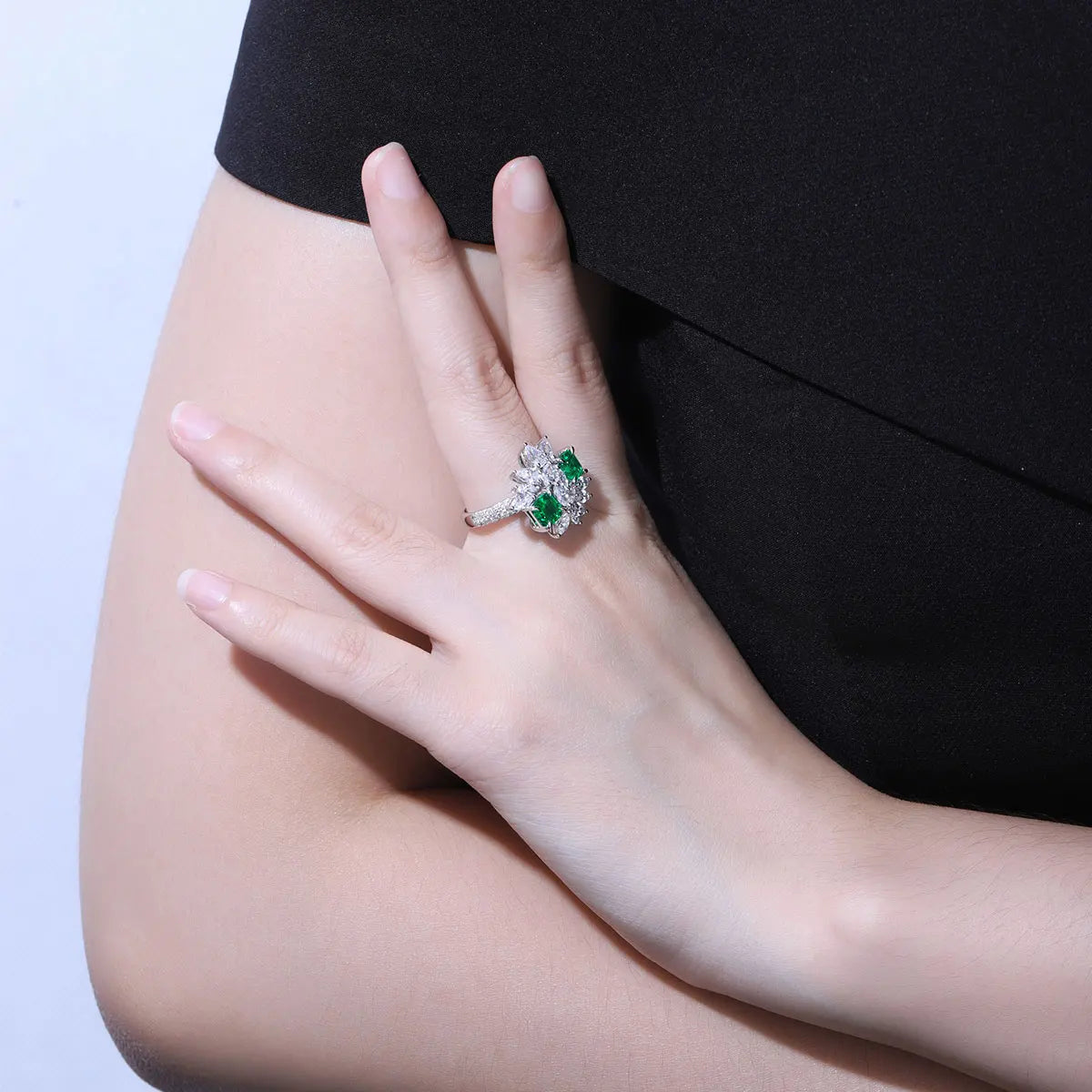 Gemfiori S925 Sterling Dainty Jewelry Gemstones Silver Rings Lab Grown Emerald Flower Ring Accessories