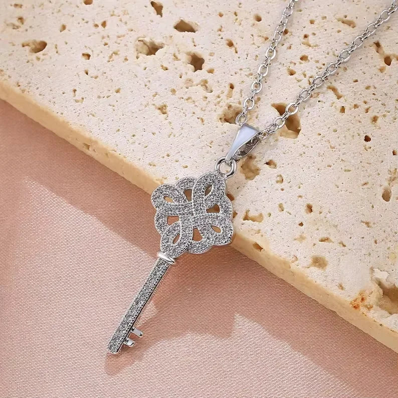 BiG-BOSS Silver Key Pendant Necklace for Women Elegant Moissanite Iced Out Jewellery