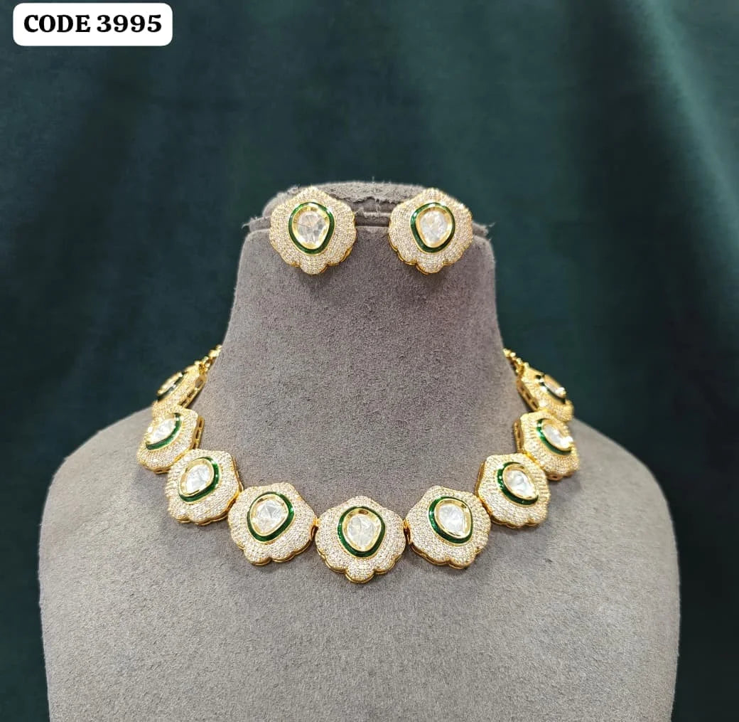 Luxury Floral Kundan Choker Necklace Set with American Diamond Gold Plated Bridal Wedding Party Wear Jewelry Set For Women