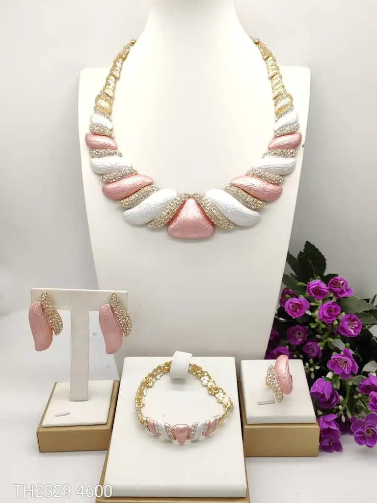 Zhuerrui Gold Plated Leaf Jewelry Set for Women African Dubai Bridal Wedding Necklace Earrings Bracelet Ring Rhinestone I0154
