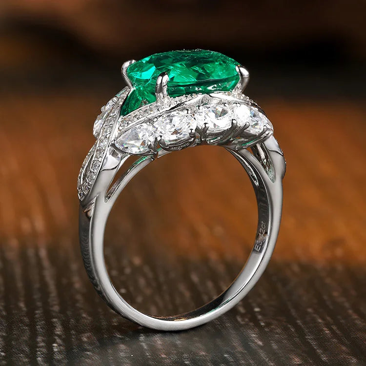 Gemfiori Anster Lab Made Diamonds and Ring S925 Sterling Silver Oval Cut Lab Created Emerald Women Ring