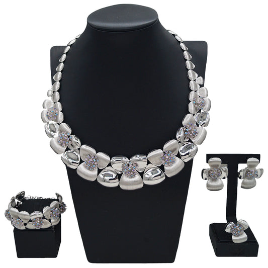 Zhuerrui New Design Sense Jewelry Set American High-end Diamond Series Ladies Classic Inheritance Wedding Four SetsHZ24743167
