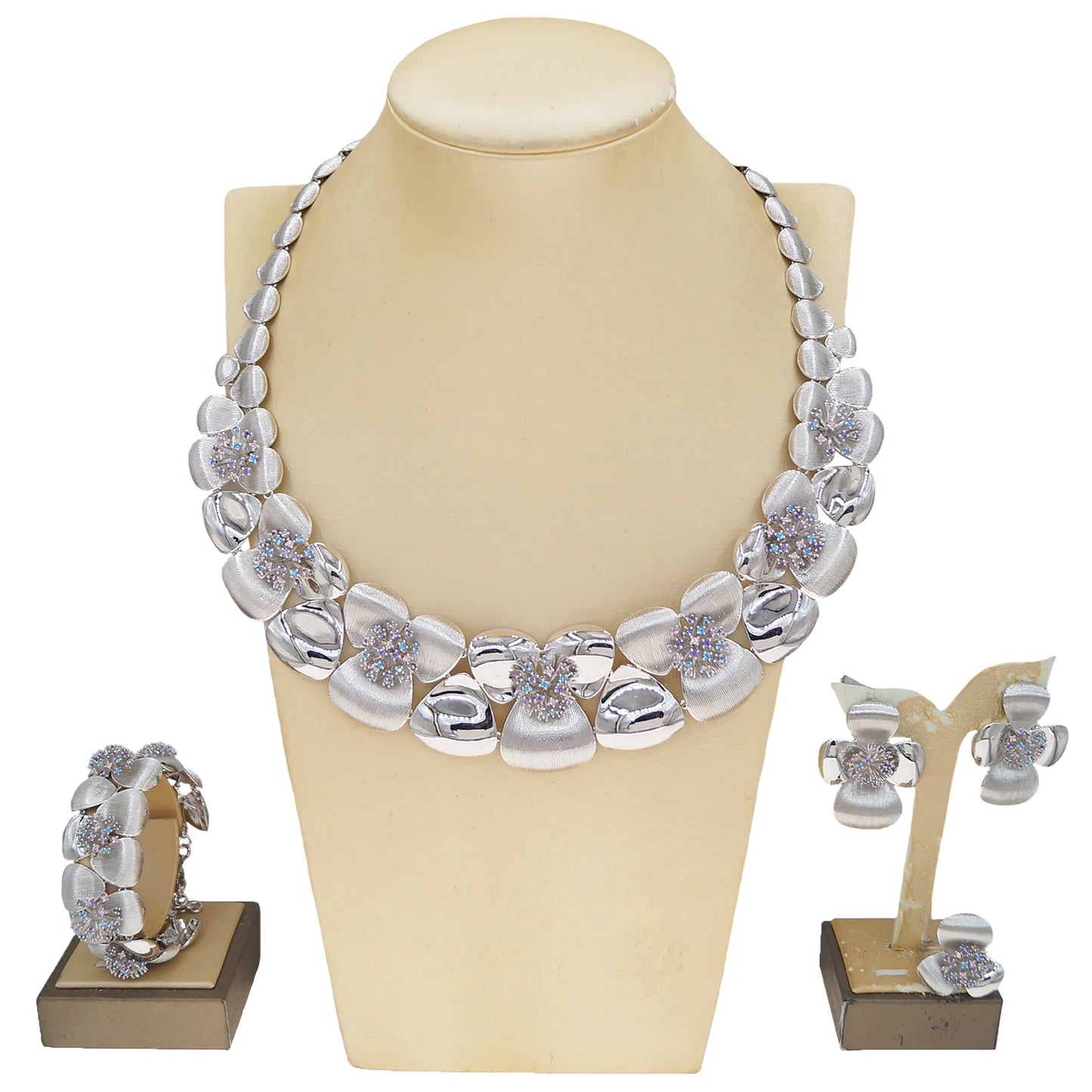 Zhuerrui New Design Sense Jewelry Set American High-end Diamond Series Ladies Classic Inheritance Wedding Four SetsHZ24743167