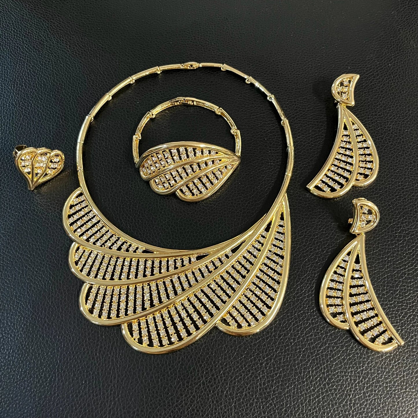 Zhuerrui Gold Plated Fan Shaped Necklace Earrings Bangle Ring Italian Jewelry Set for Women Party Wedding Accessory I006520