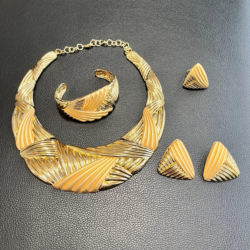 Zhuerrui African Italian Gold Plated Jewelry Set Bold Ribbed Twisted Geometric Choker for Women Wedding Banquet I0057