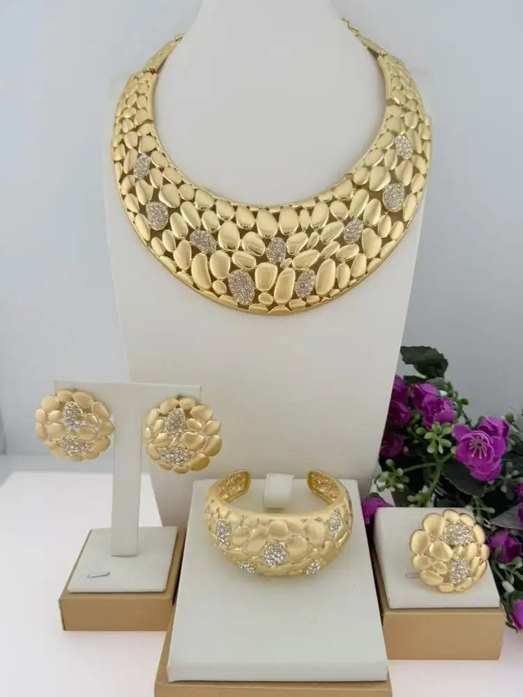 Zhuerrui Luxury Gold Plated 4PCS Jewelry Set for Women African Dubai Bridal Wedding Bib Necklace Classic Jewel Gift I0173