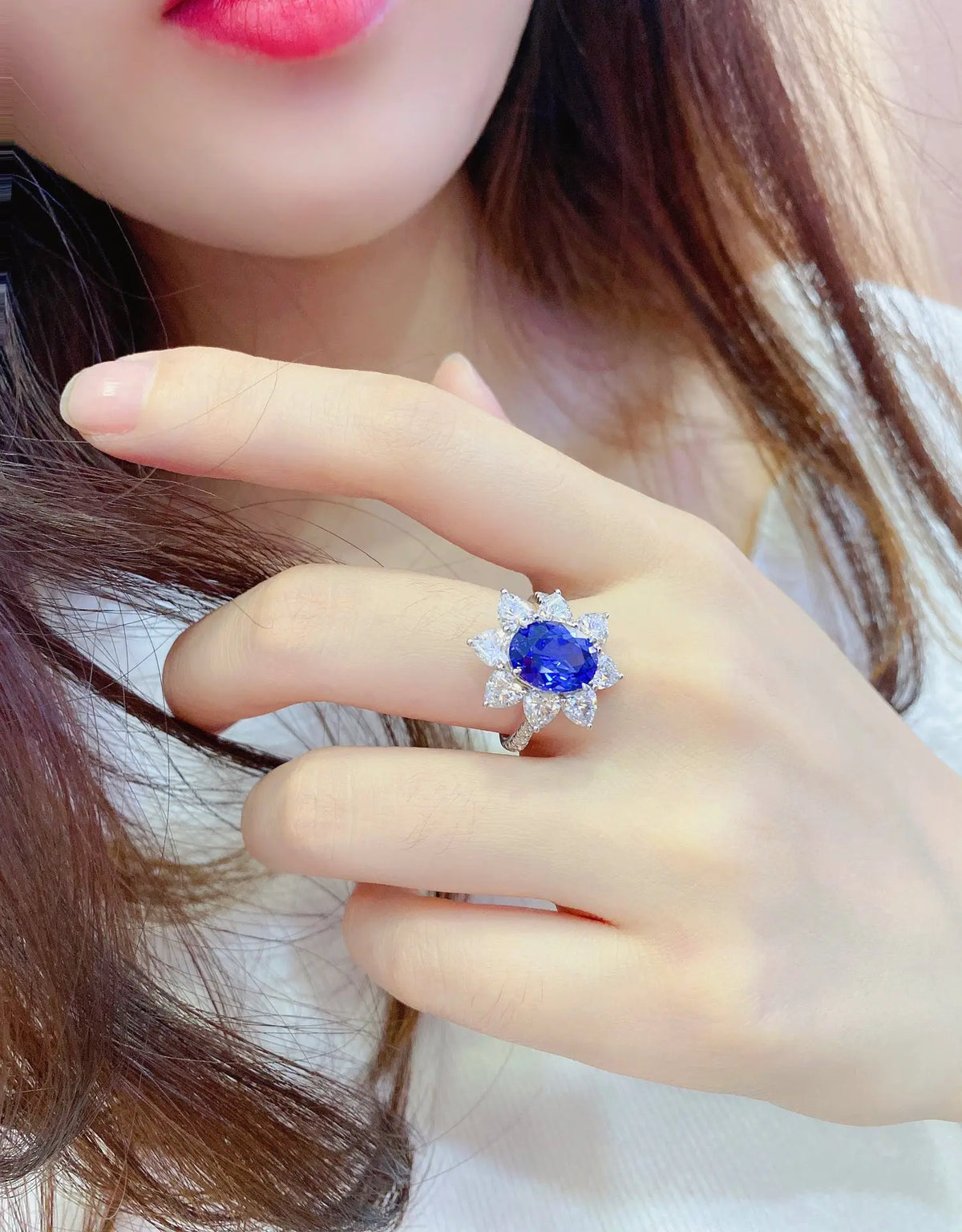 Gemfiori Anster Lab Made Diamonds and Ring S925 Sterling Silver Lab Created Oval Cut Sapphire Women Ring