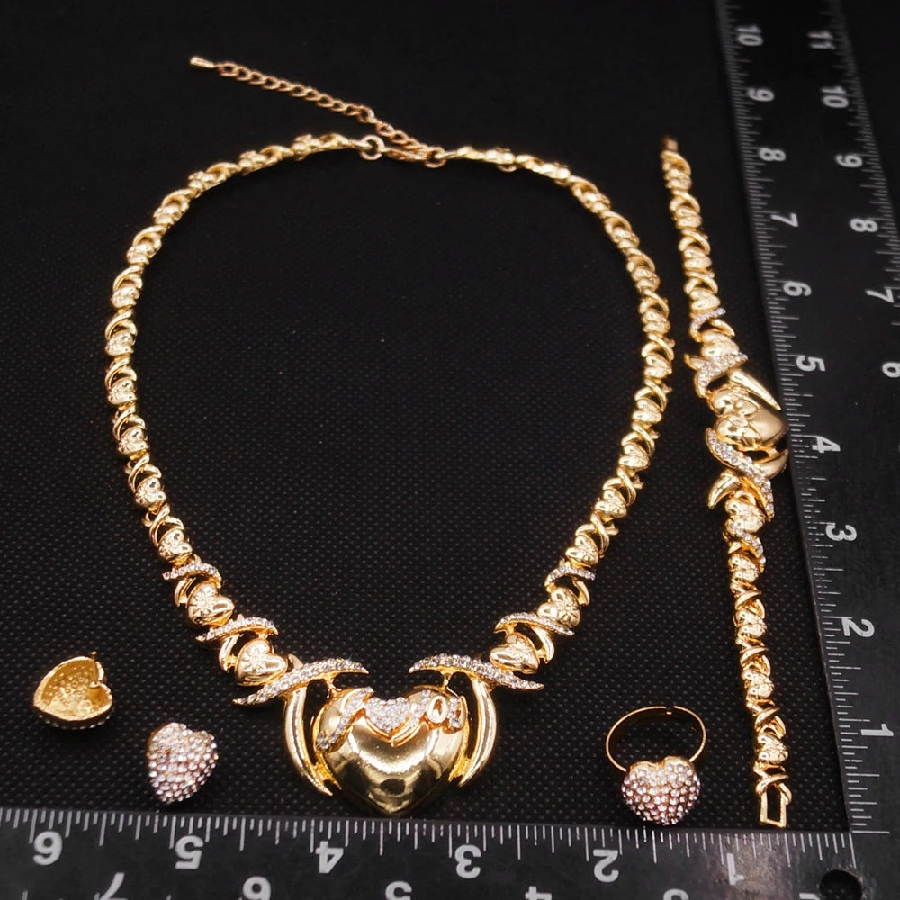 Zhuerrui Hot Sale Pop Style Xoxo Hug and Kiss I Love You Jewelry Set Latest Design Women Gold Plated Necklace Jewelry Sets X0147
