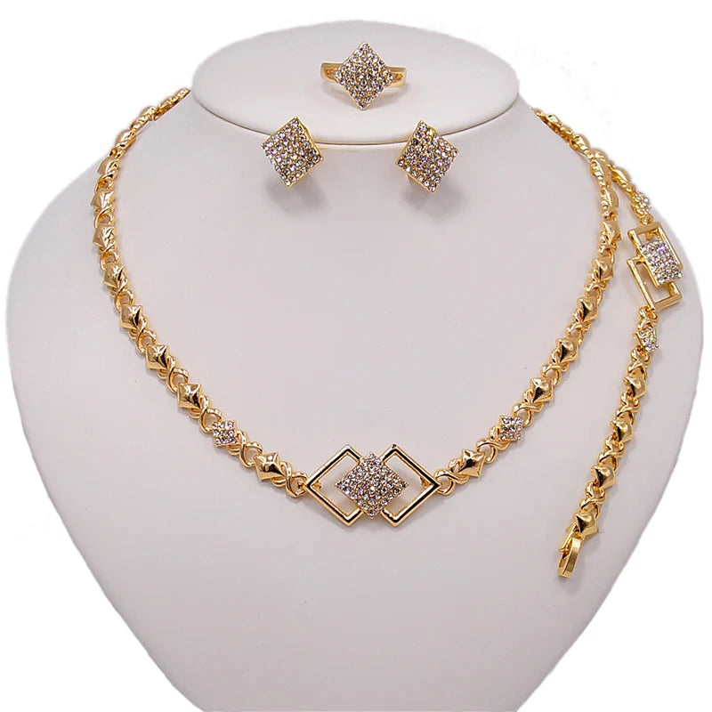 Zhuerrui Hot Sale Jewelry Set Bridal 18K Gold-Plated Jewelry Wholesale Stainless Steel Diamond Design Exquisite HM20080914