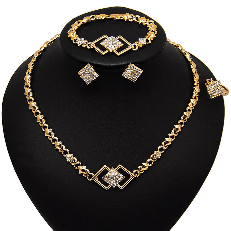 Zhuerrui Hot Sale Jewelry Set Bridal 18K Gold-Plated Jewelry Wholesale Stainless Steel Diamond Design Exquisite HM20080914