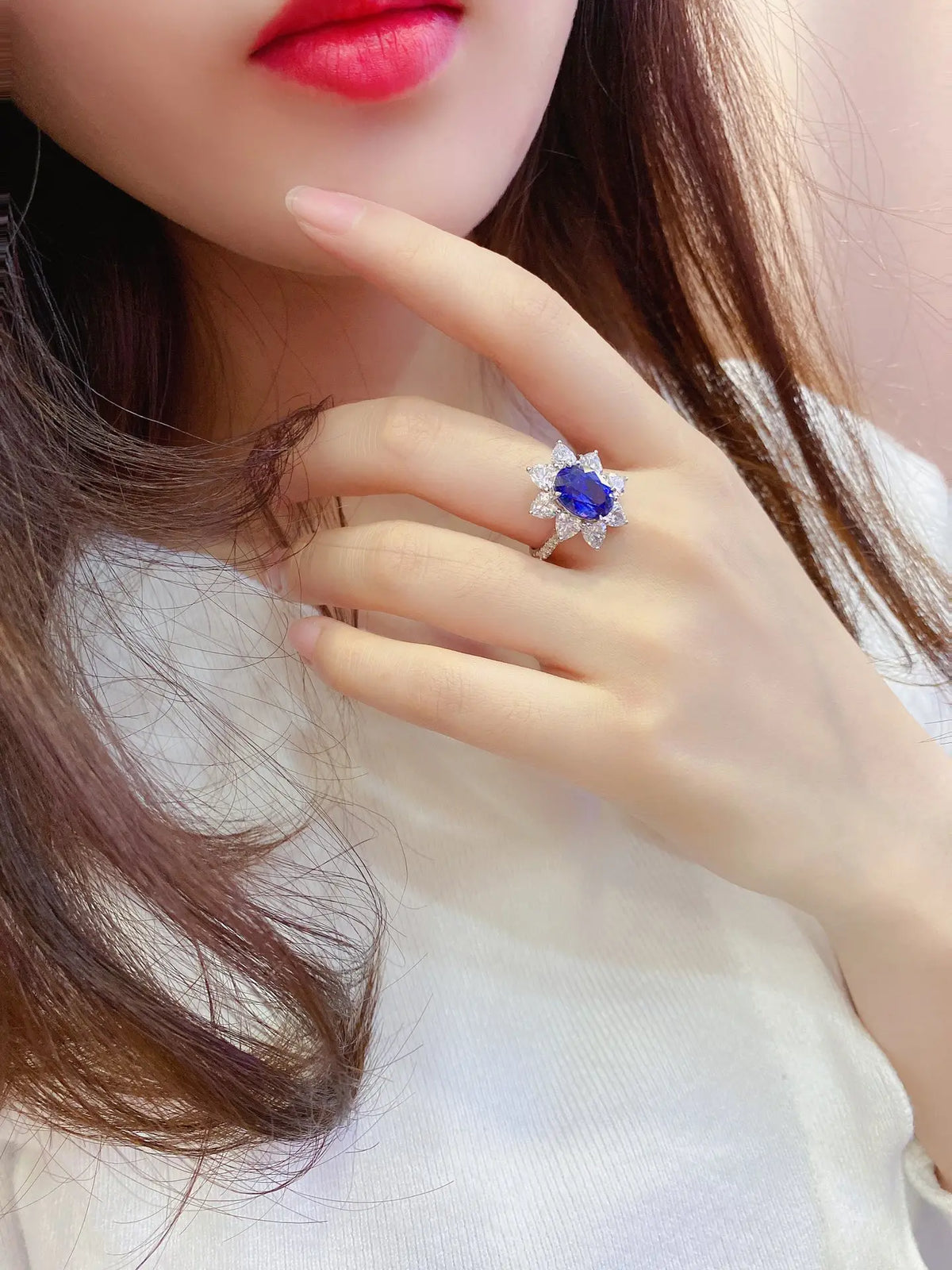 Gemfiori Anster Lab Made Diamonds and Ring S925 Sterling Silver Lab Created Oval Cut Sapphire Women Ring