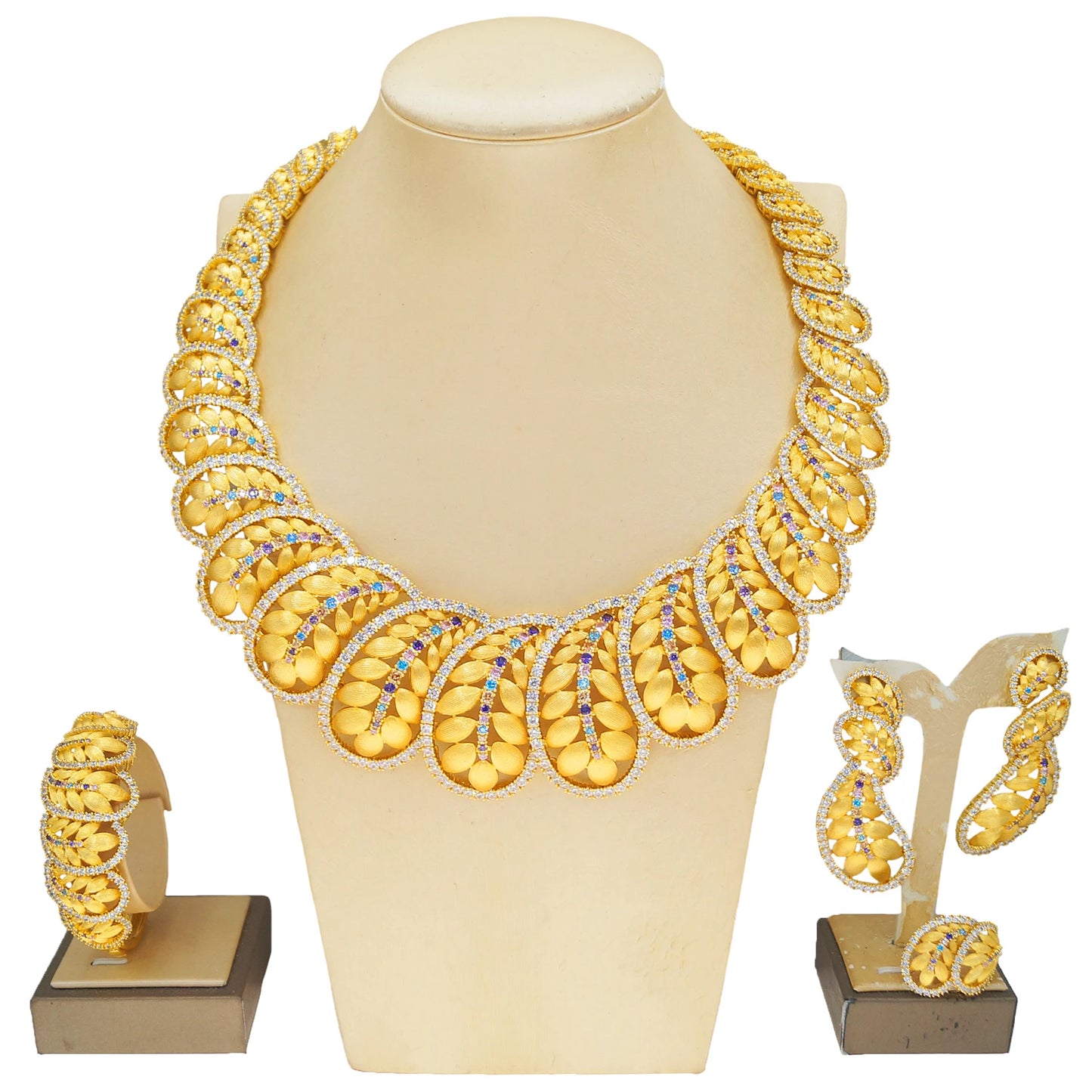Zhuerrui New Design Sense Jewelry Set American High-end Diamond Series Ladies Classic Inheritance Wedding Four SetsHZ24746228