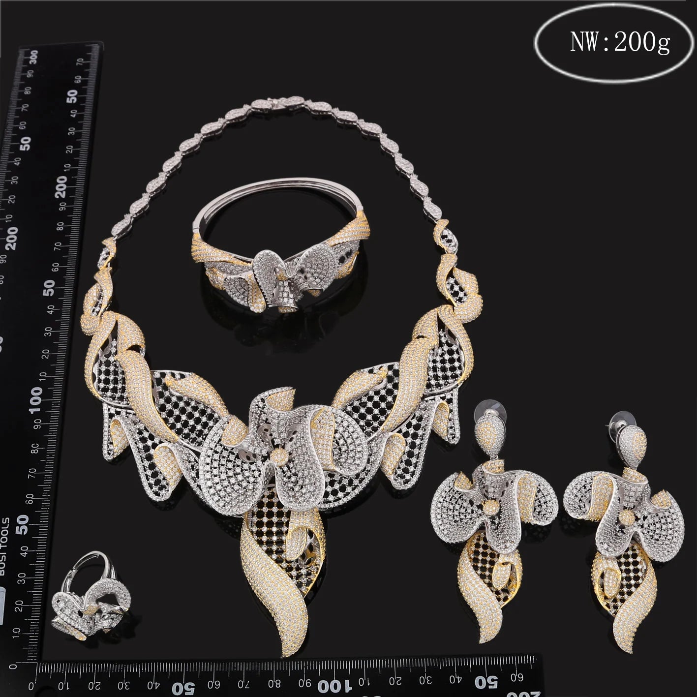 Zhuerrui 18K Gold Plated American Diamond Bridal Jewellery Sets Geometric Flower Statement Necklace Drop Earrings HZ18080401