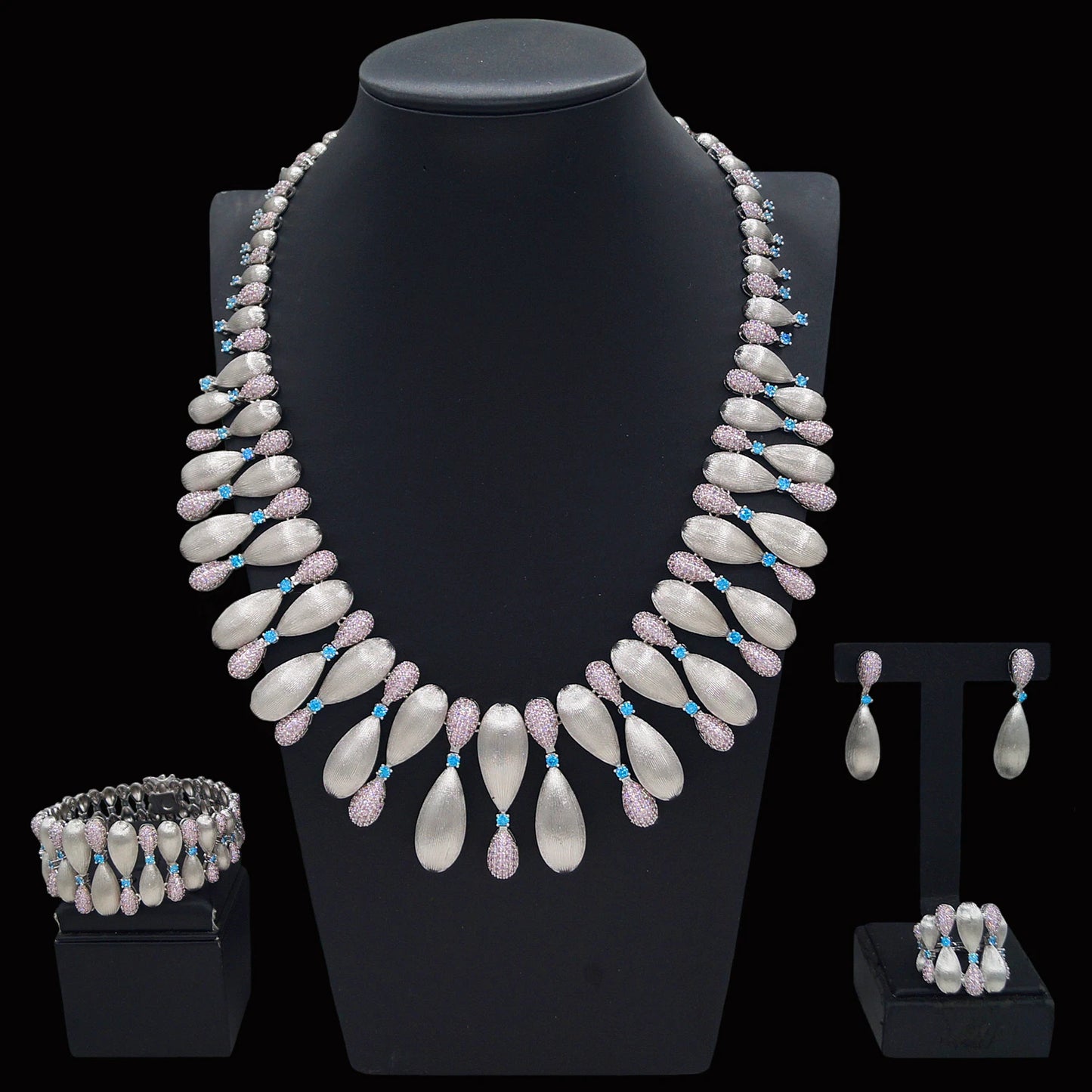 Zhuri New Design Sense Jewelry Set American High-end Diamond Series Ladies Classic Inheritance Wedding Four SetsHZ24742238