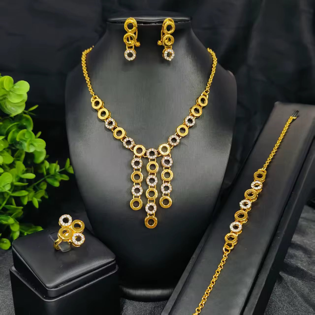 NLB01SPECIAL130 10 sets for £79/-