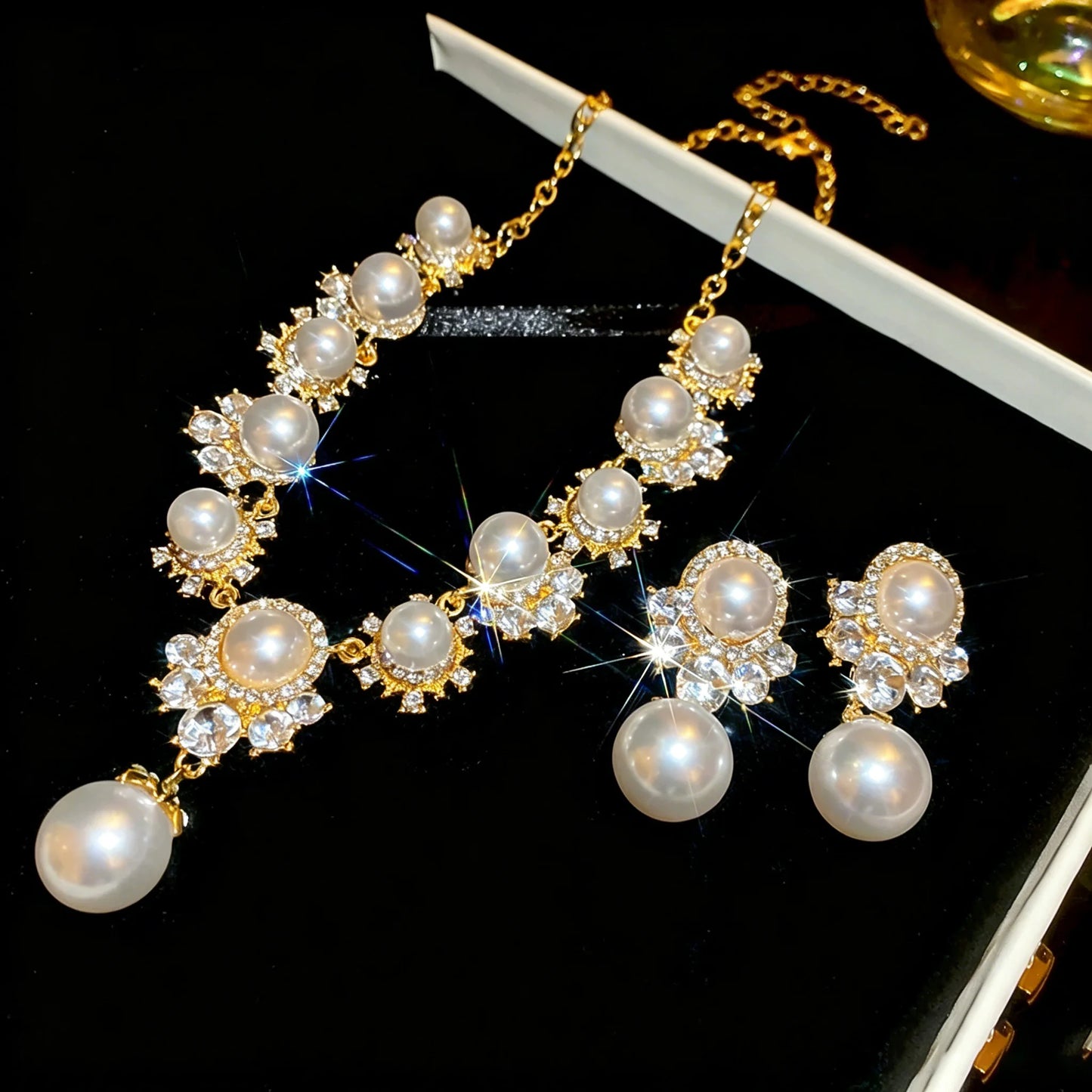 XM S387 Gold Plated White Pearl & Zircon Crystal Teardrop Pendant Necklace & Drop Earrings Set