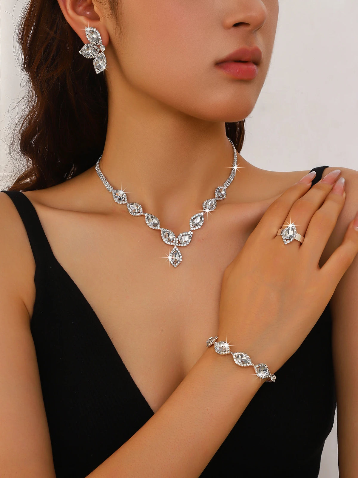 S&S Fashionable Wedding Jewelry Set: Teardrop Rhinestone Earrings, Necklace, Bracelet
